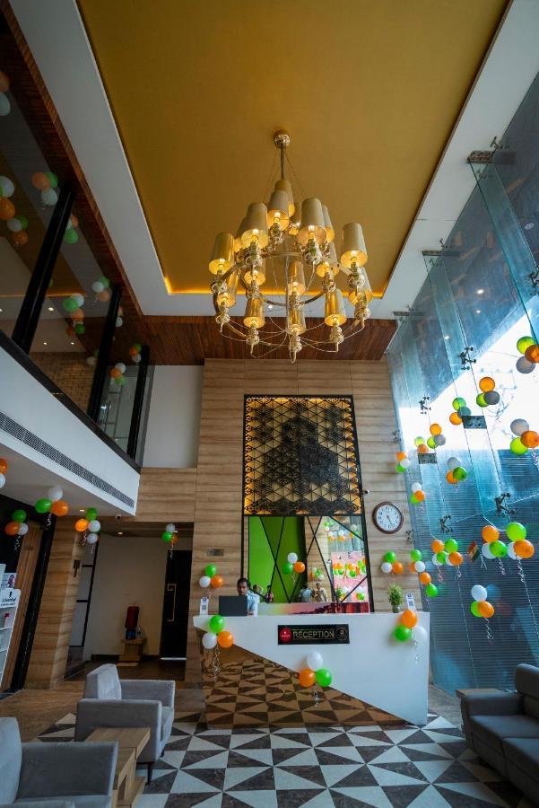 Celebrant Hotel 瓦拉纳西 外观 照片