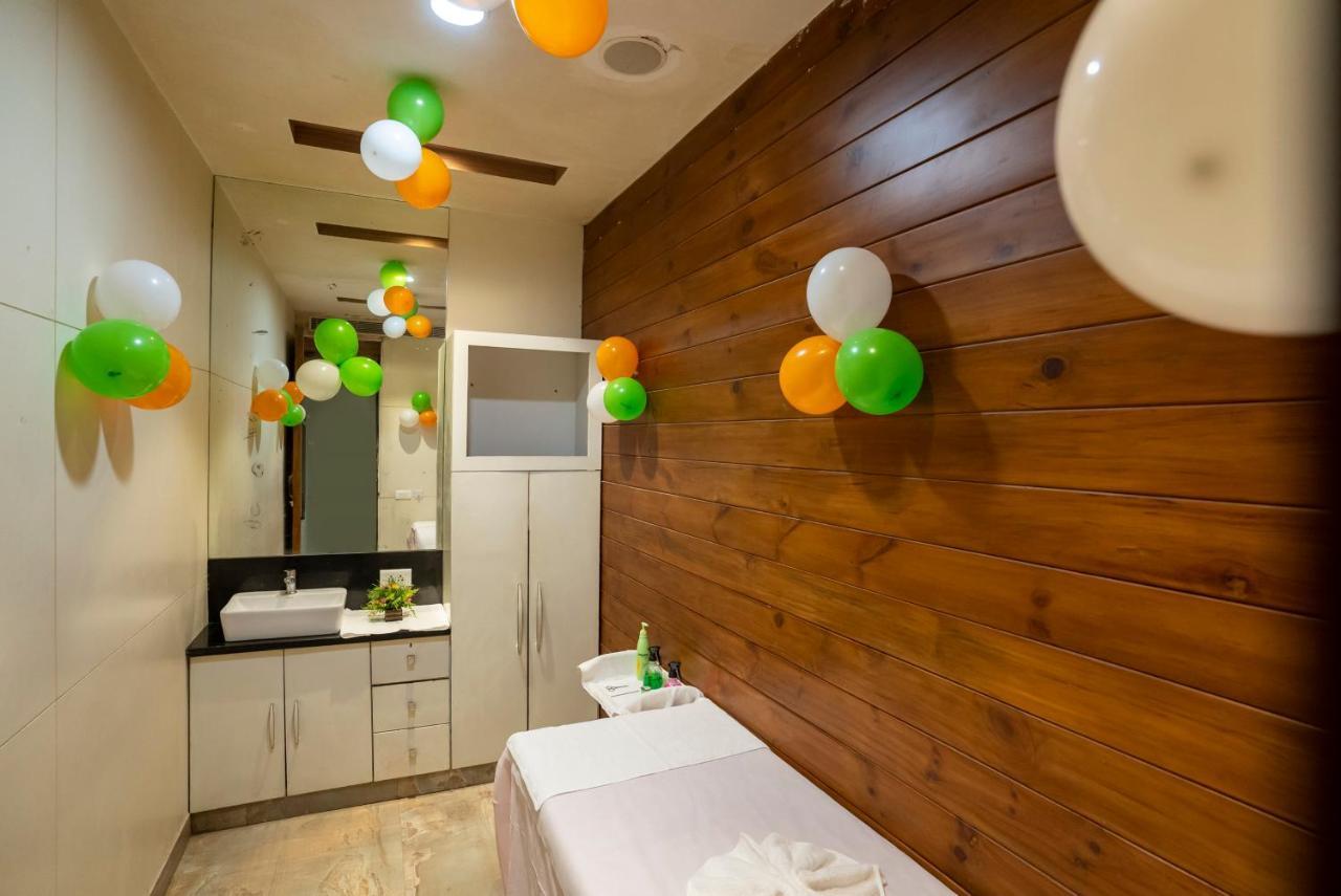 Celebrant Hotel 瓦拉纳西 外观 照片