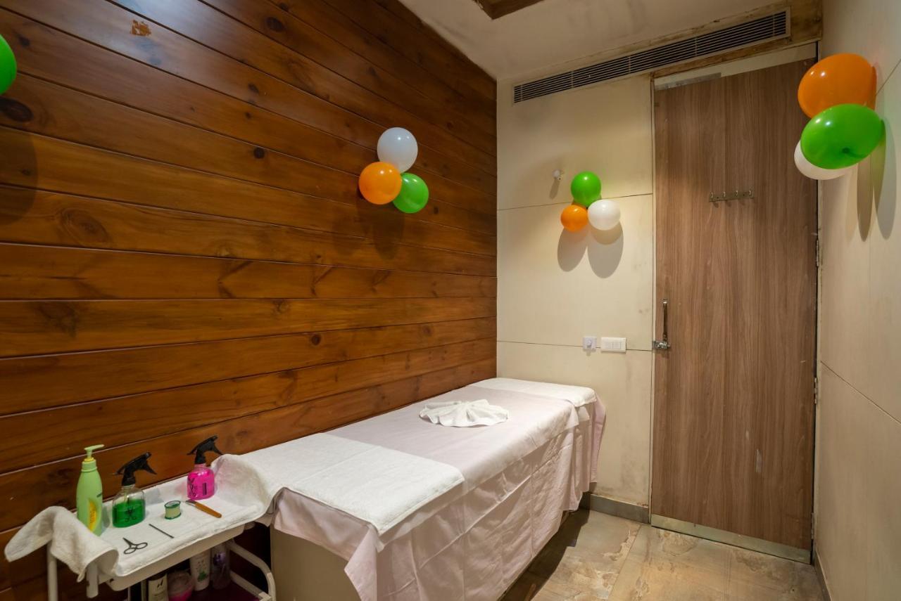 Celebrant Hotel 瓦拉纳西 外观 照片